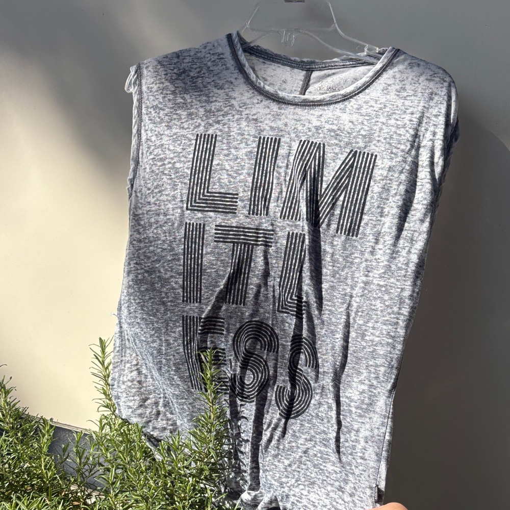 Gray Graphic Sleeveless Top
